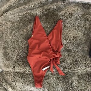 NWT gooseberry bathing suit